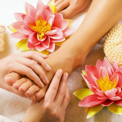 DL NAIL BAR - additional pedicure side services